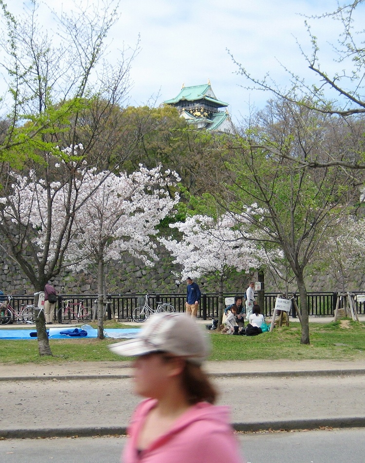 Ｃ地点、大阪城天守閣が見えます