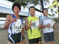 左：3位の淺尾さん、中央：優勝の小野寺さん、右：2位の鹿乗さん