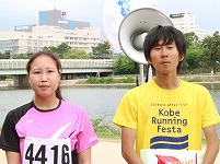 10Kmの部で優勝の楠田正輝さんと浅田美奈子さん